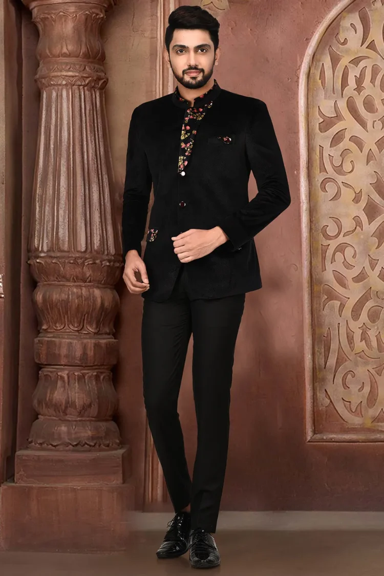 Printed Velvet Suit Set in Black