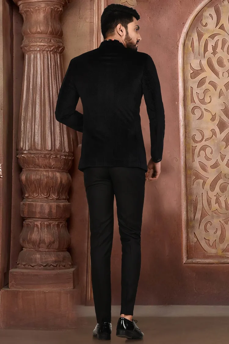 printed-velvet-suit-set-in-black-v1-mtx705_5.webp